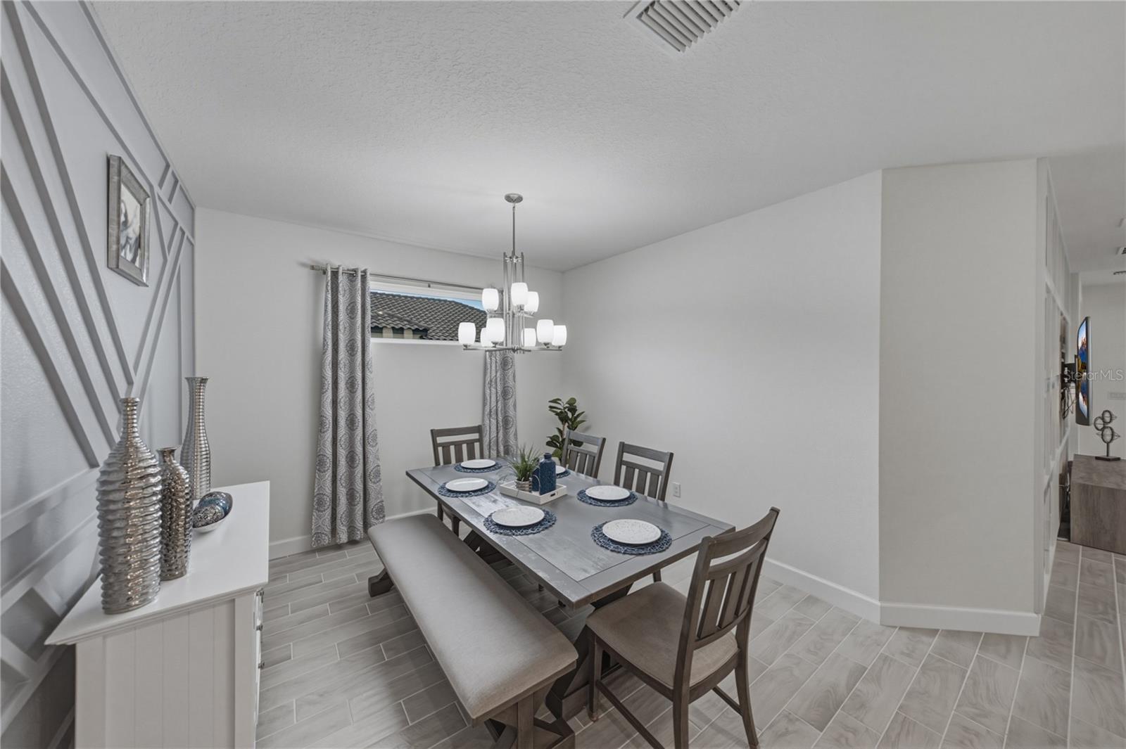 4248 CAIROLI CT