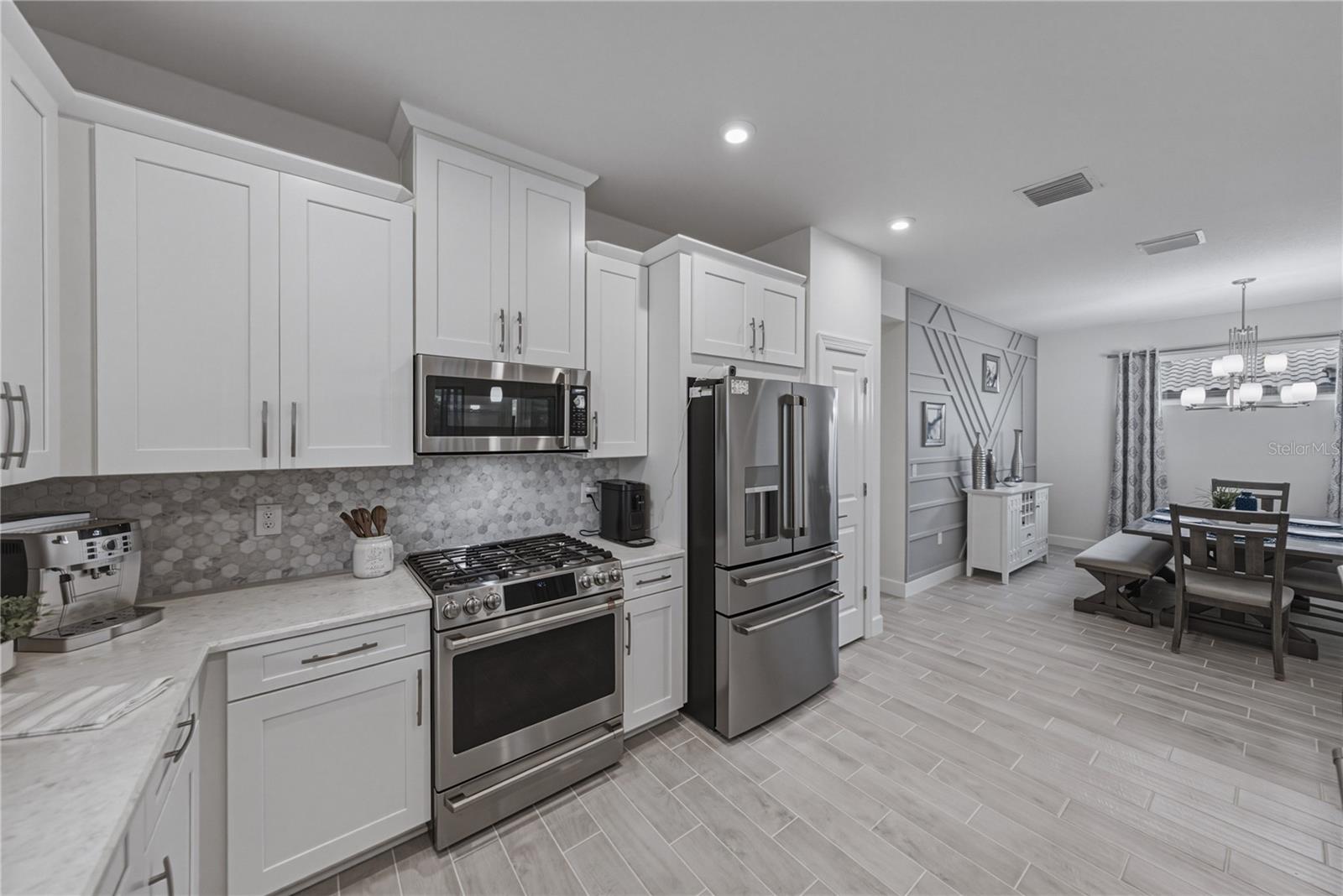 4248 CAIROLI CT