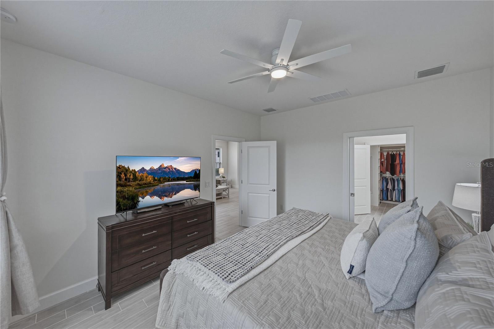 4248 CAIROLI CT