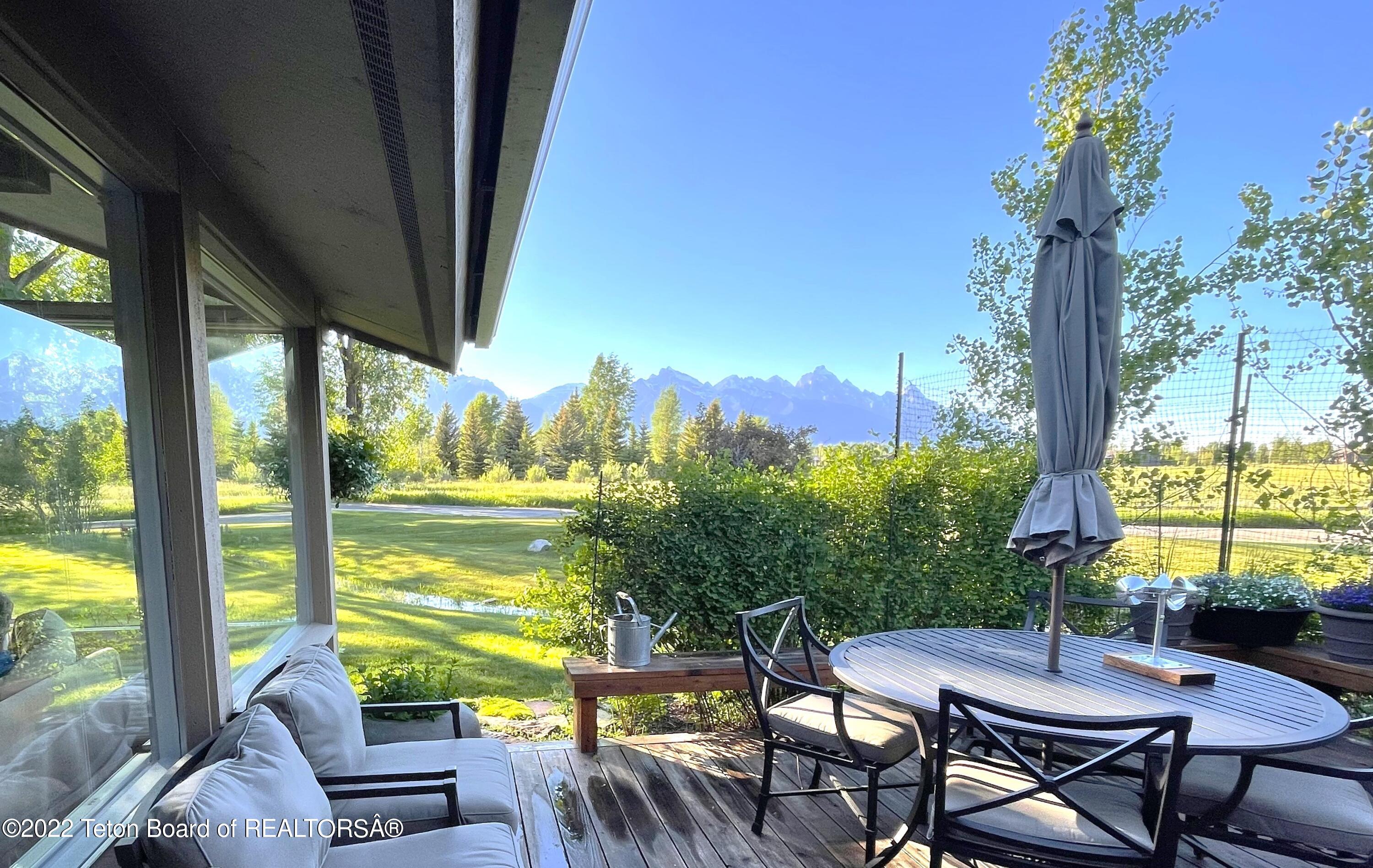 525 E GOLF CREEK LANE, 34