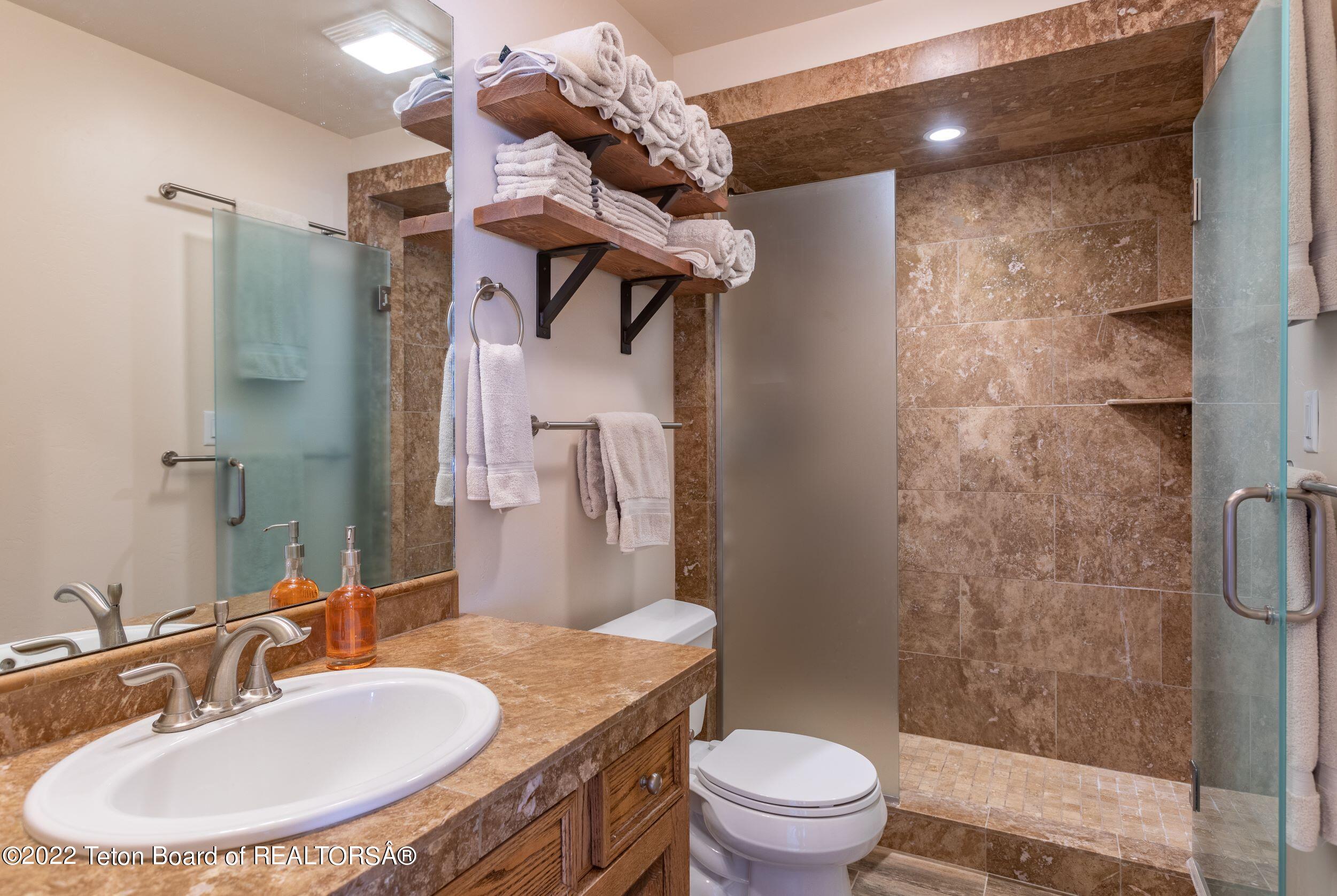 525 E GOLF CREEK LANE, 34