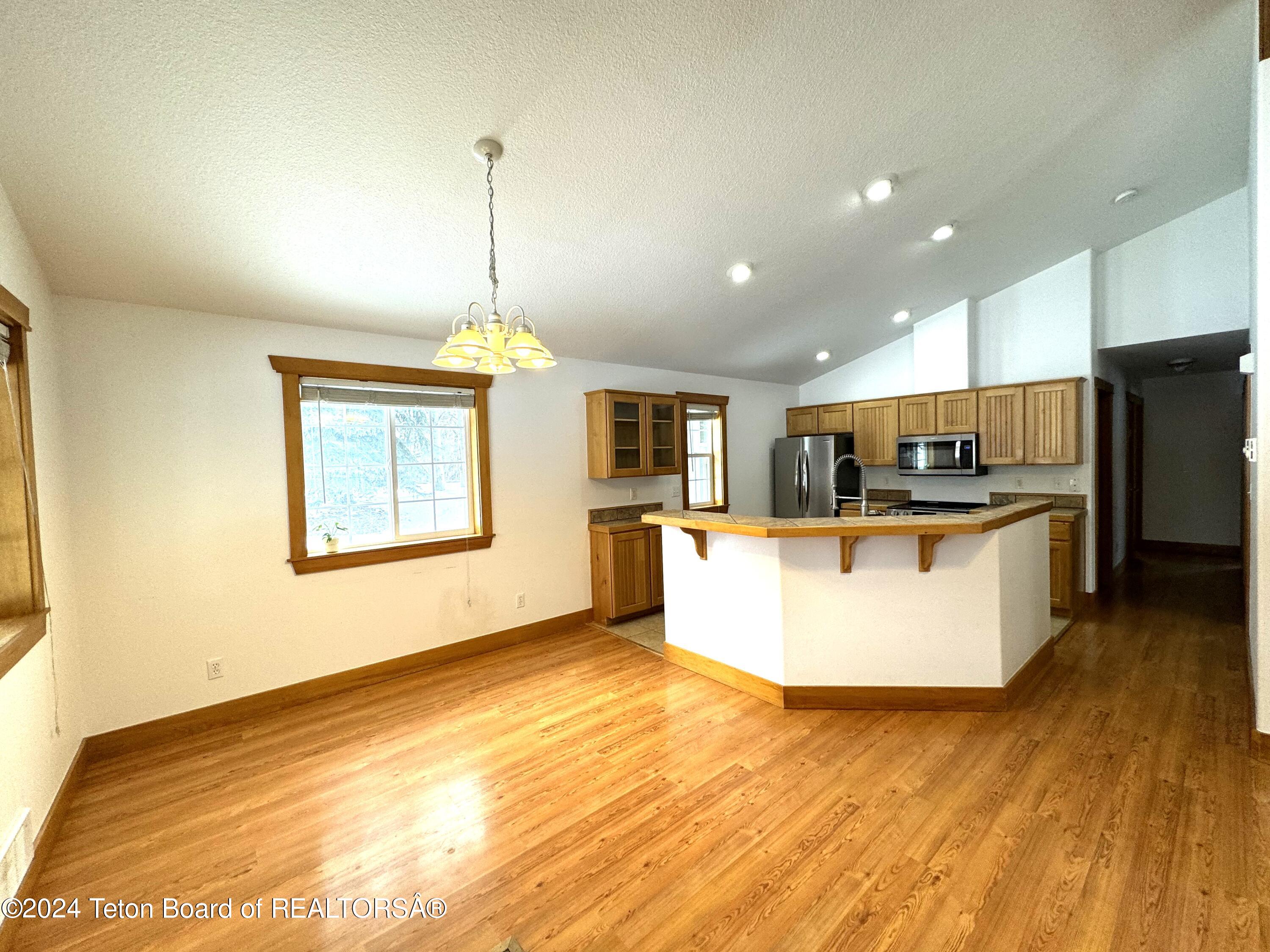 870 EAGLES REST Drive