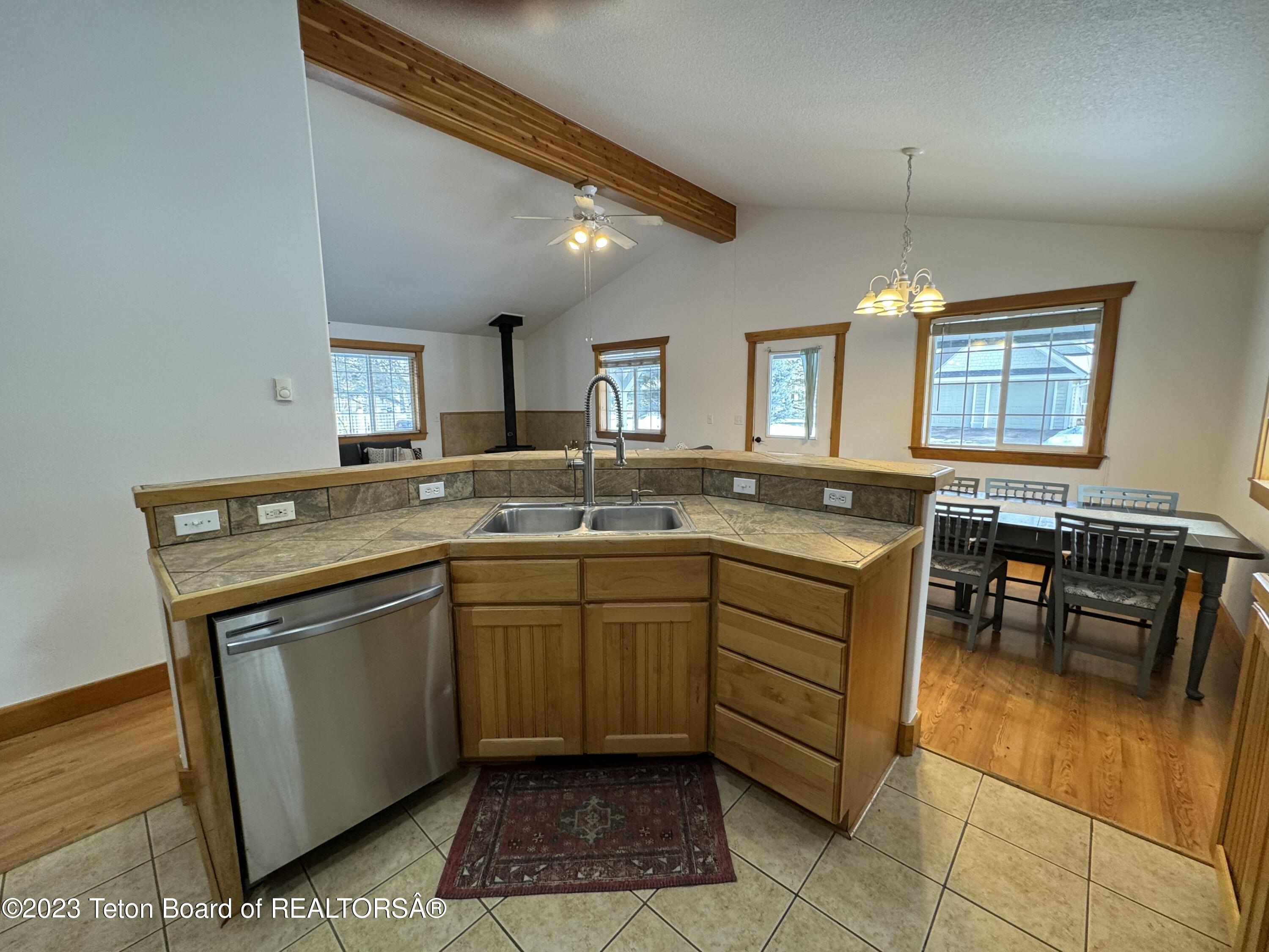 870 EAGLES REST Drive