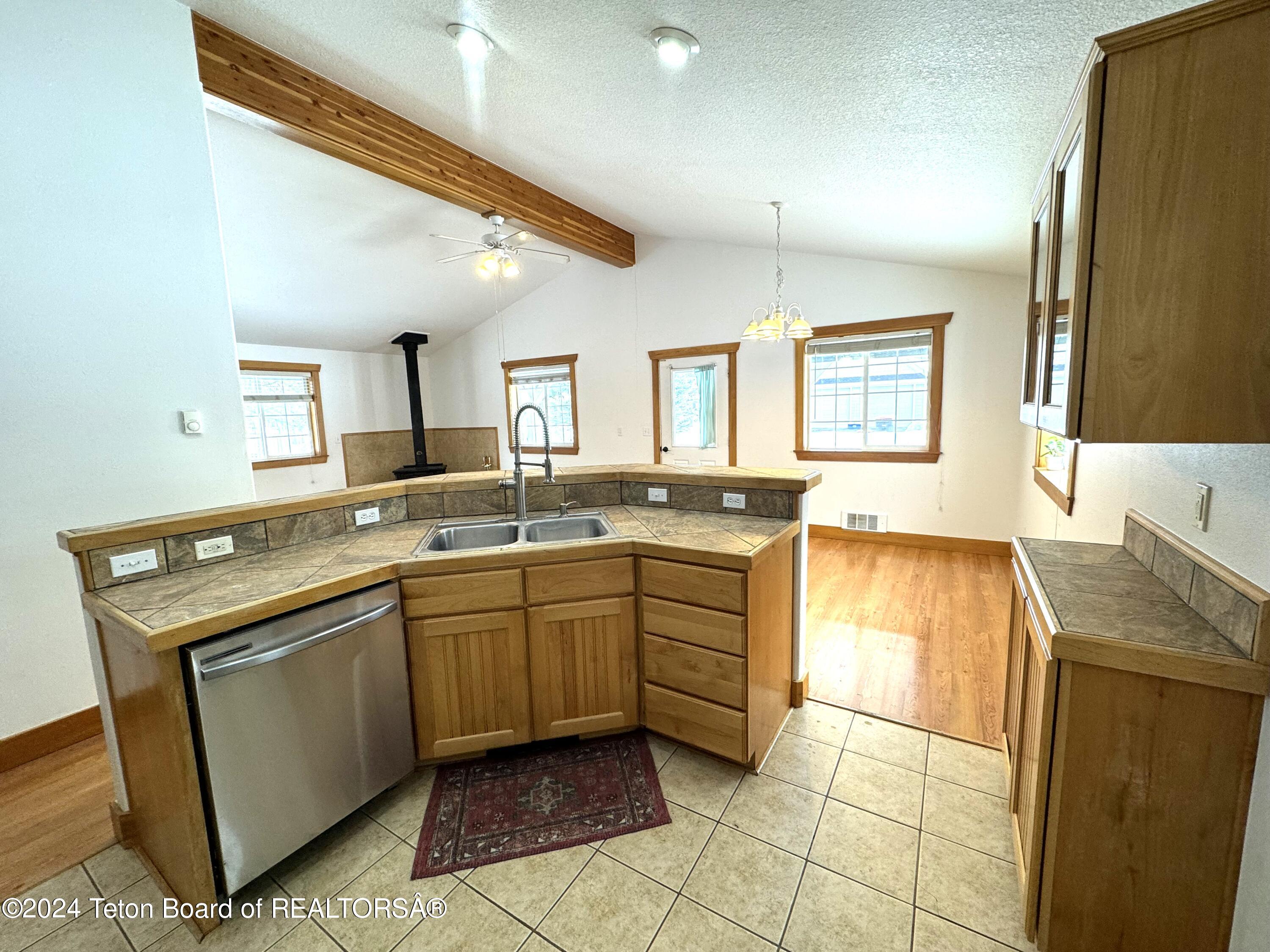 870 EAGLES REST Drive