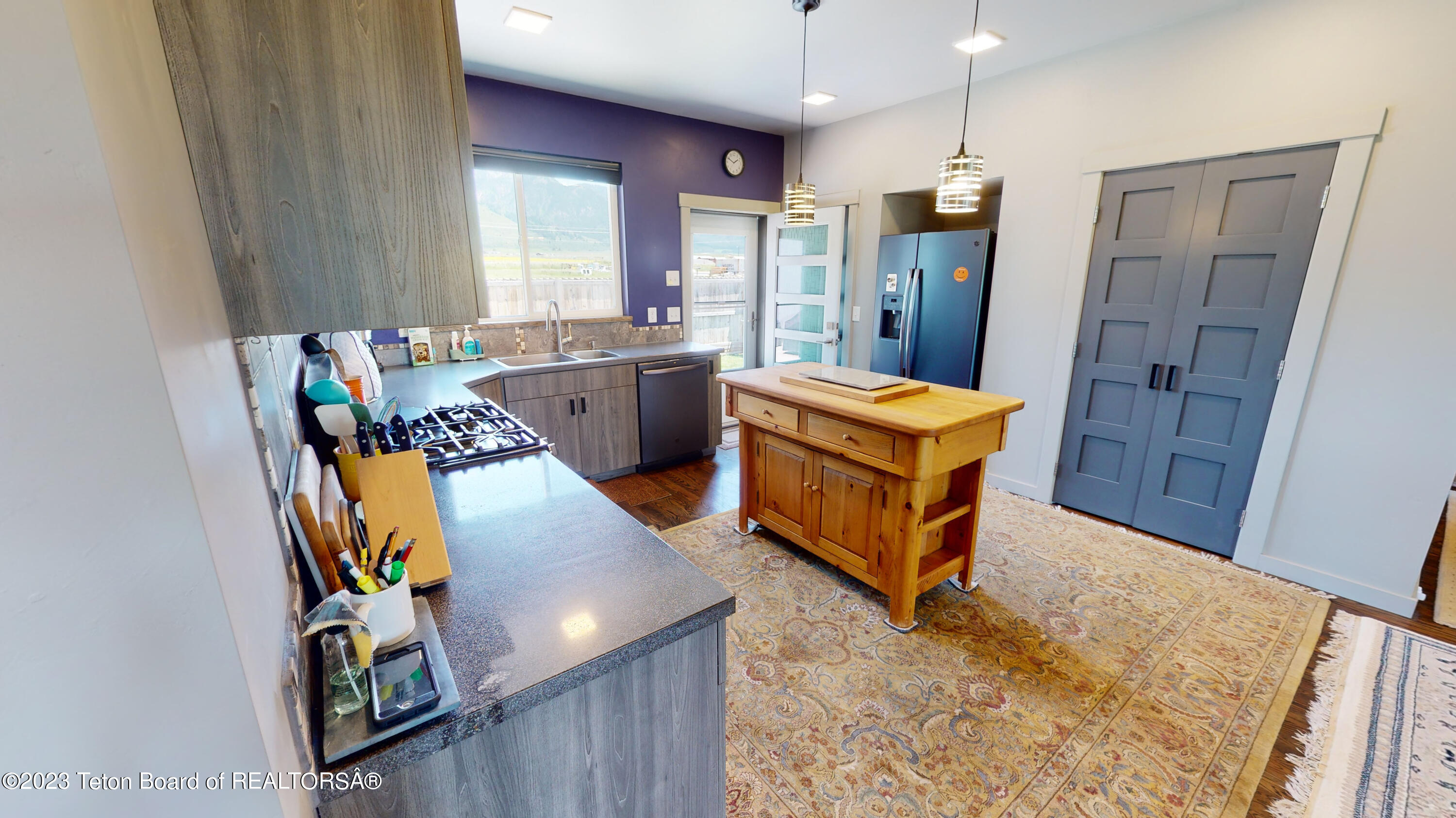 202 WATERLINE Road