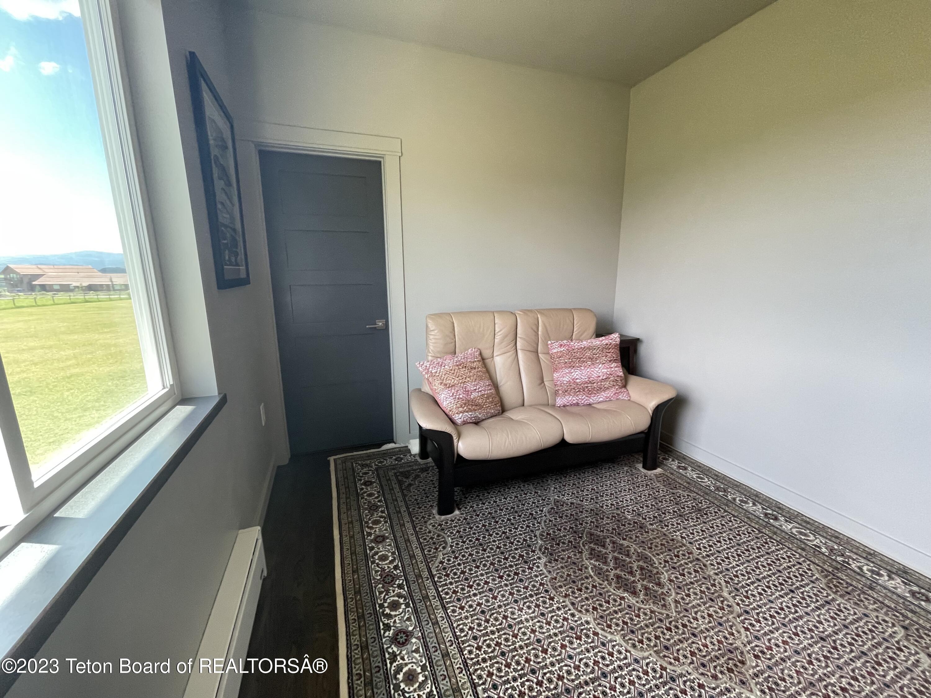 202 WATERLINE Road