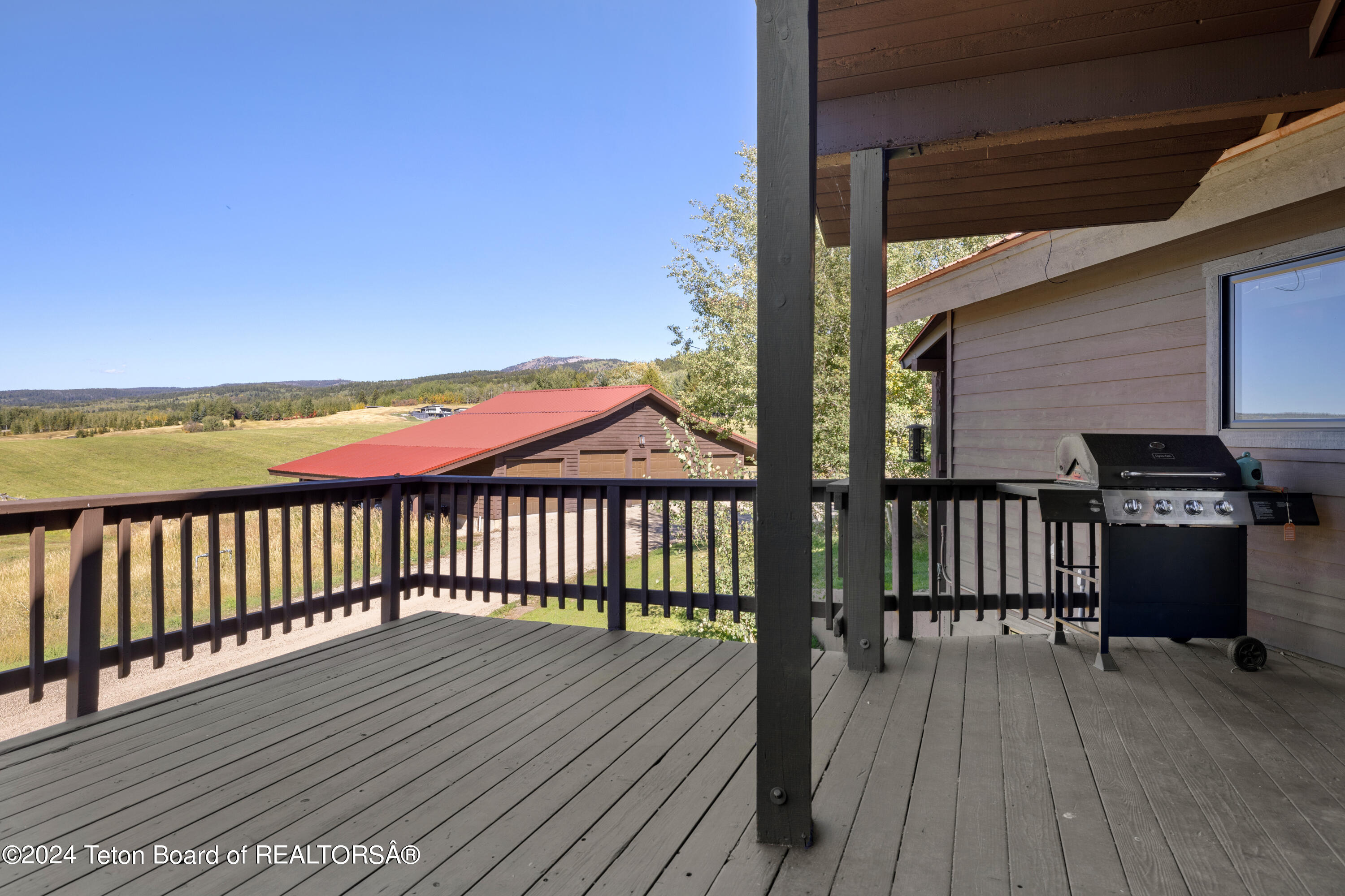 155 YELLOW ROSE Drive