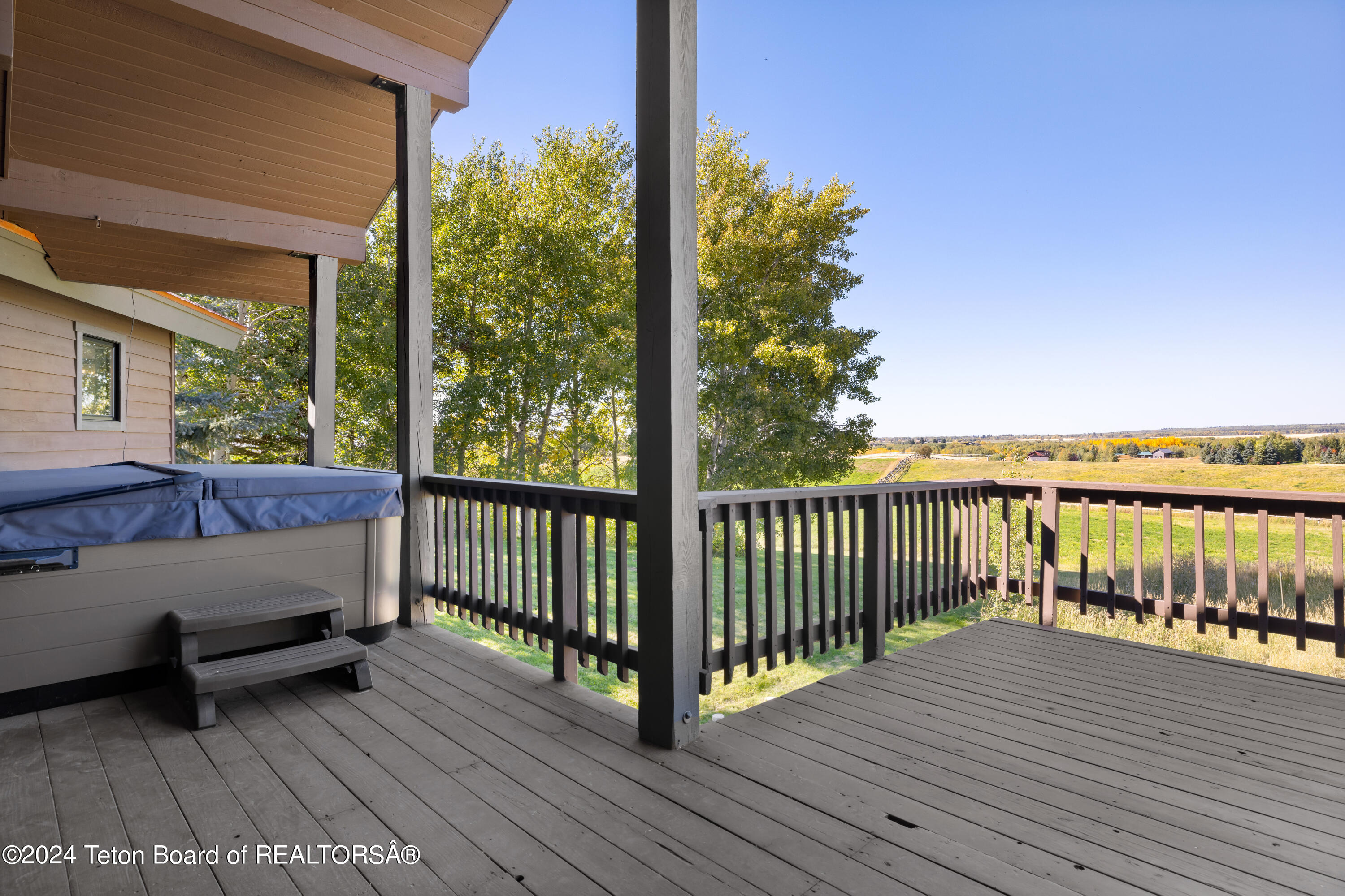155 YELLOW ROSE Drive