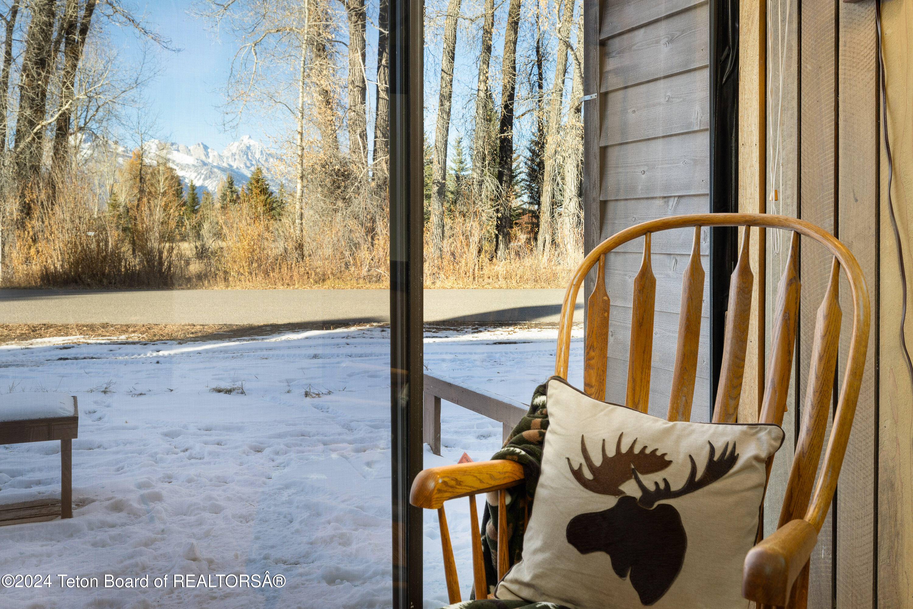 410 E SAGEBRUSH Drive, 7