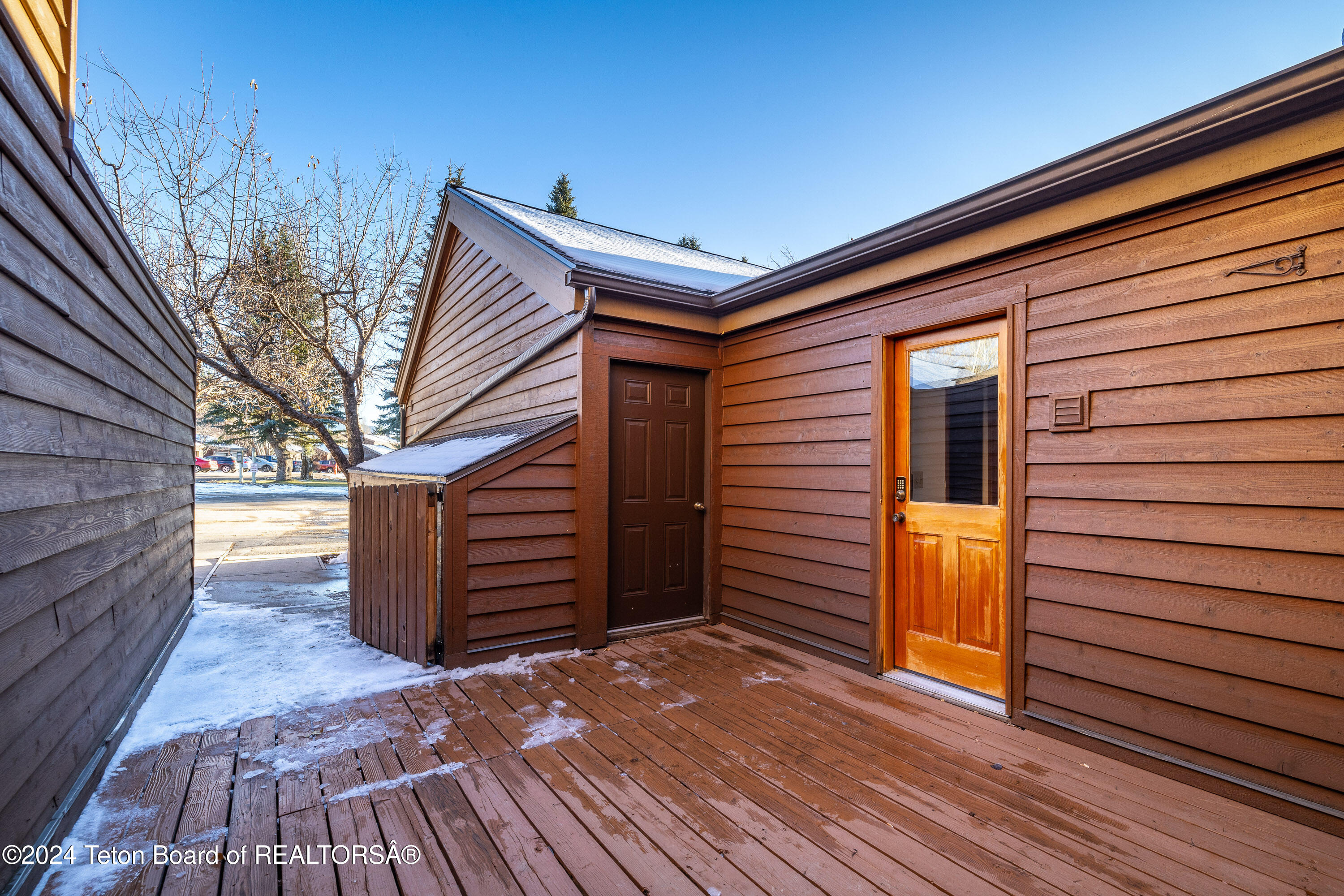 410 E SAGEBRUSH Drive, 7