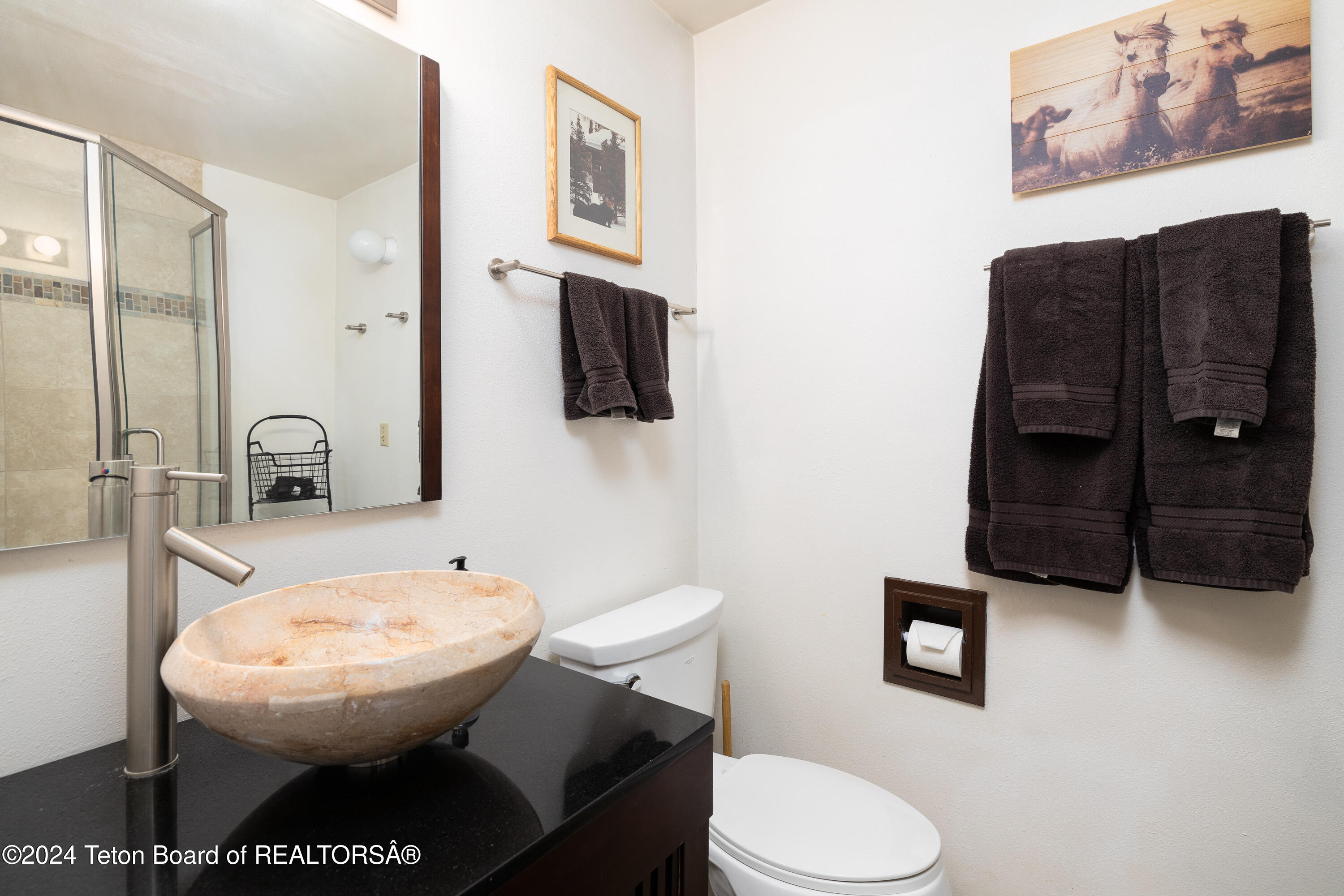 410 E SAGEBRUSH Drive, 7