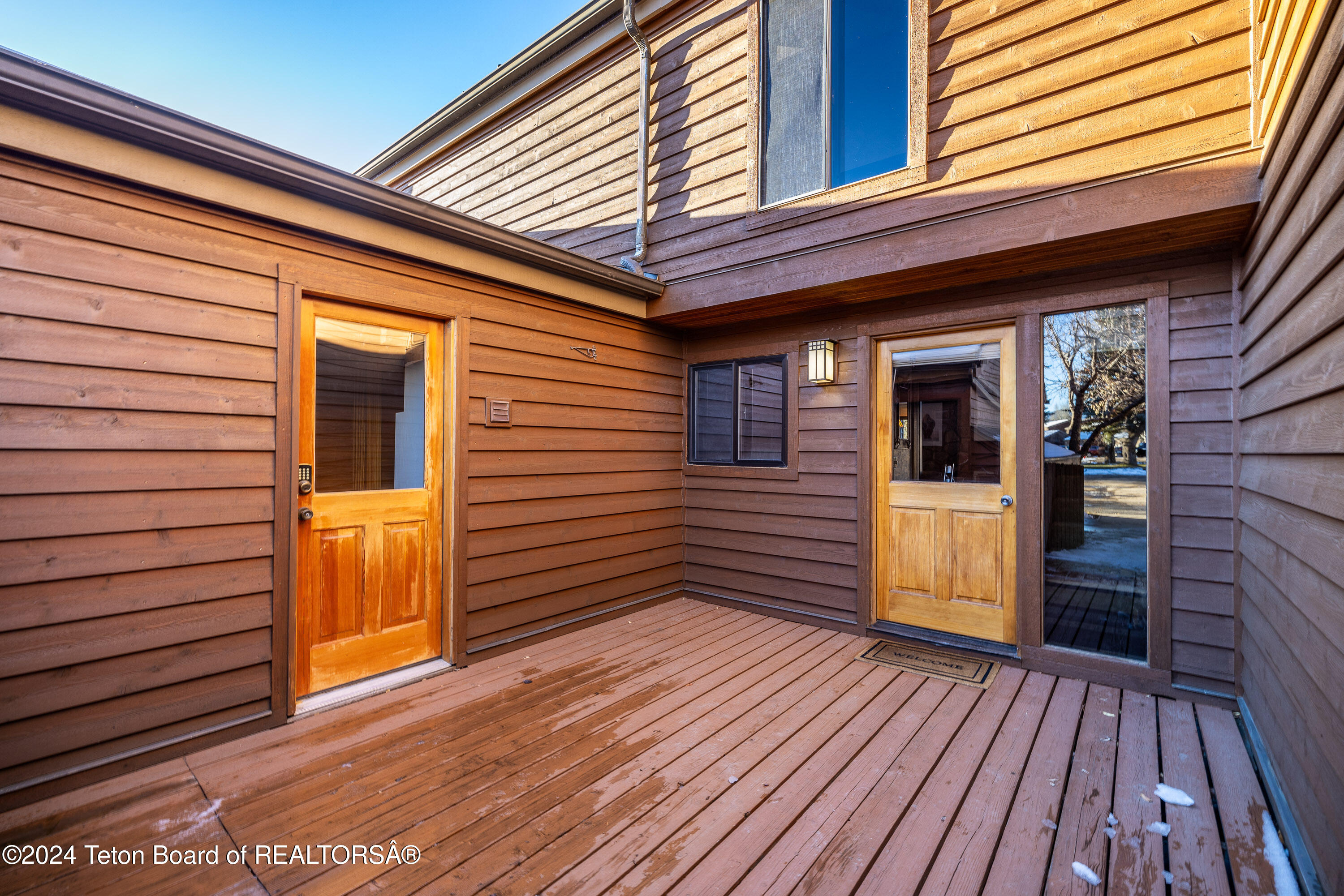 410 E SAGEBRUSH Drive, 7