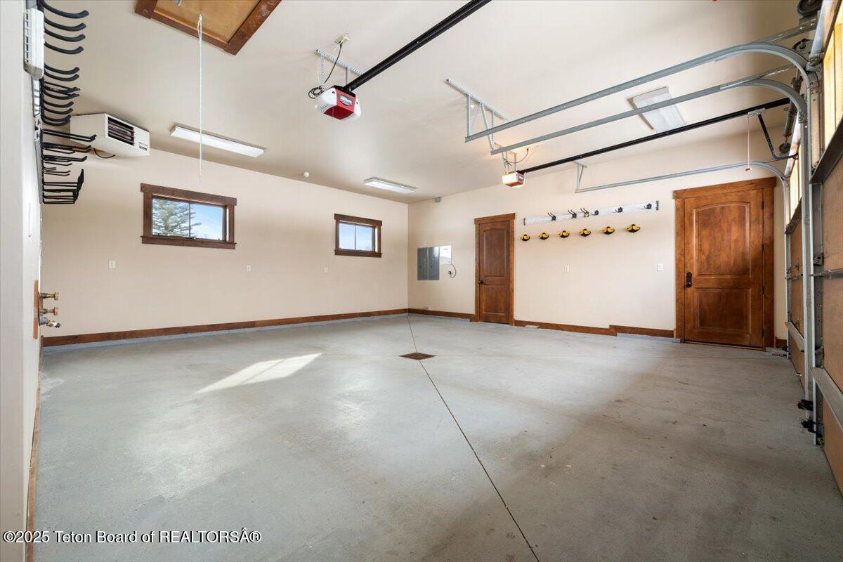 6080 N GOLDEN CURRANT Court
