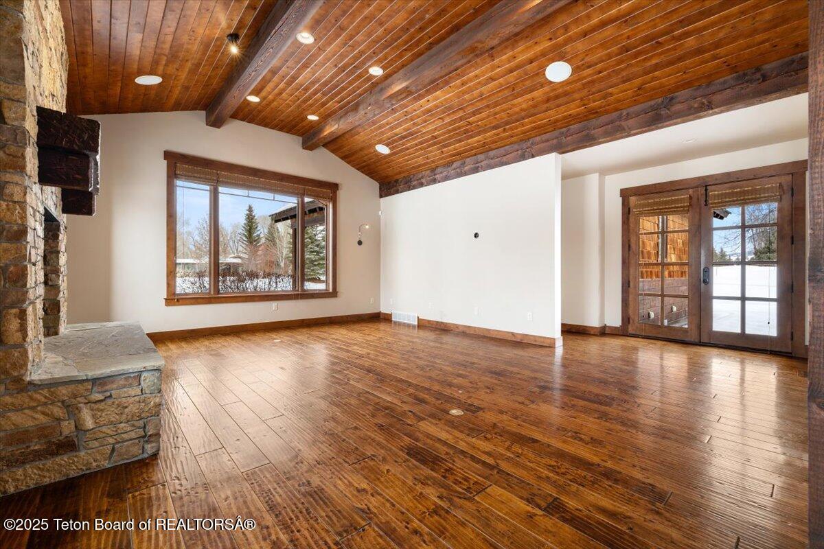 6080 N GOLDEN CURRANT Court