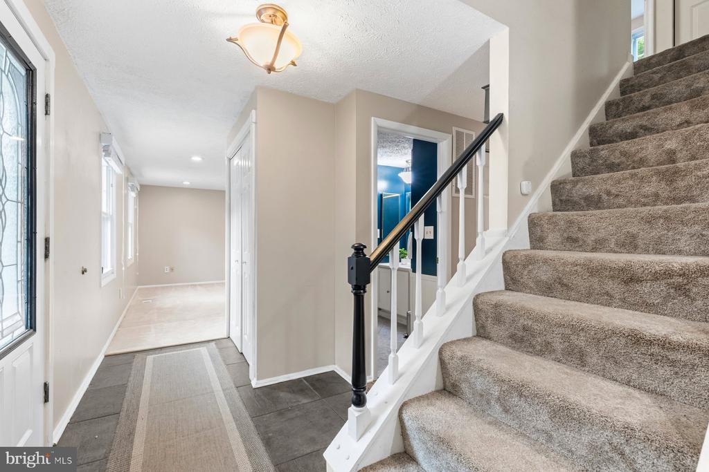 935 MARINE DRIVE