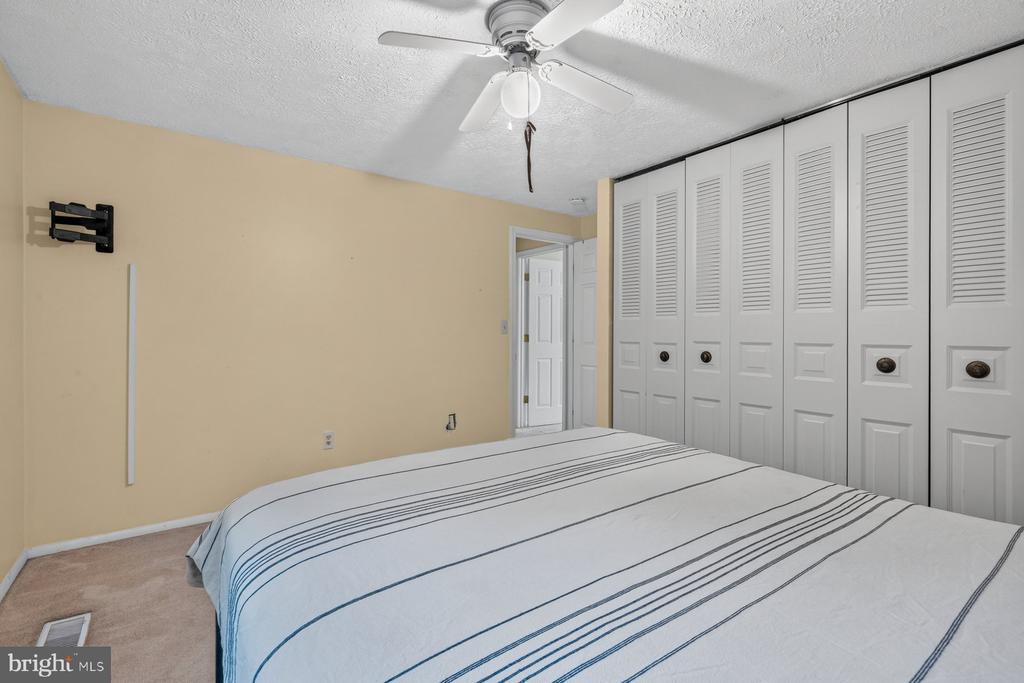 935 MARINE DRIVE