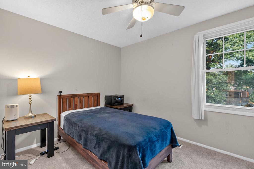 935 MARINE DRIVE
