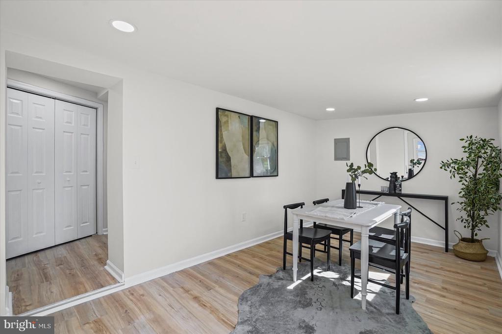 1011 SOMERSET DRIVE