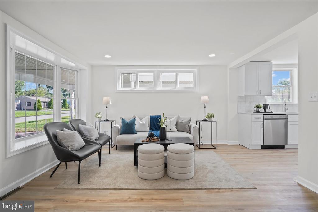 1011 SOMERSET DRIVE