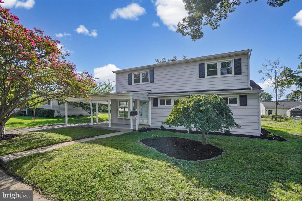 1011 SOMERSET DRIVE