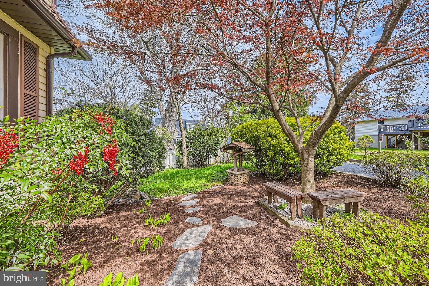 1704 Lincoln Dr