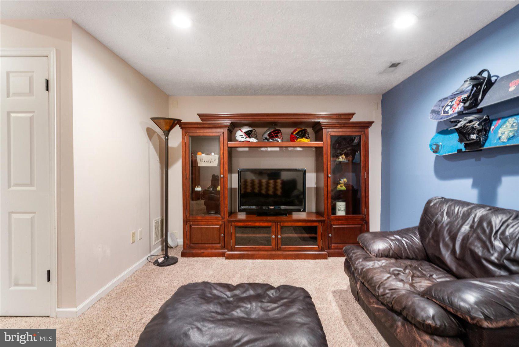 3702 Foxford Stream Rd