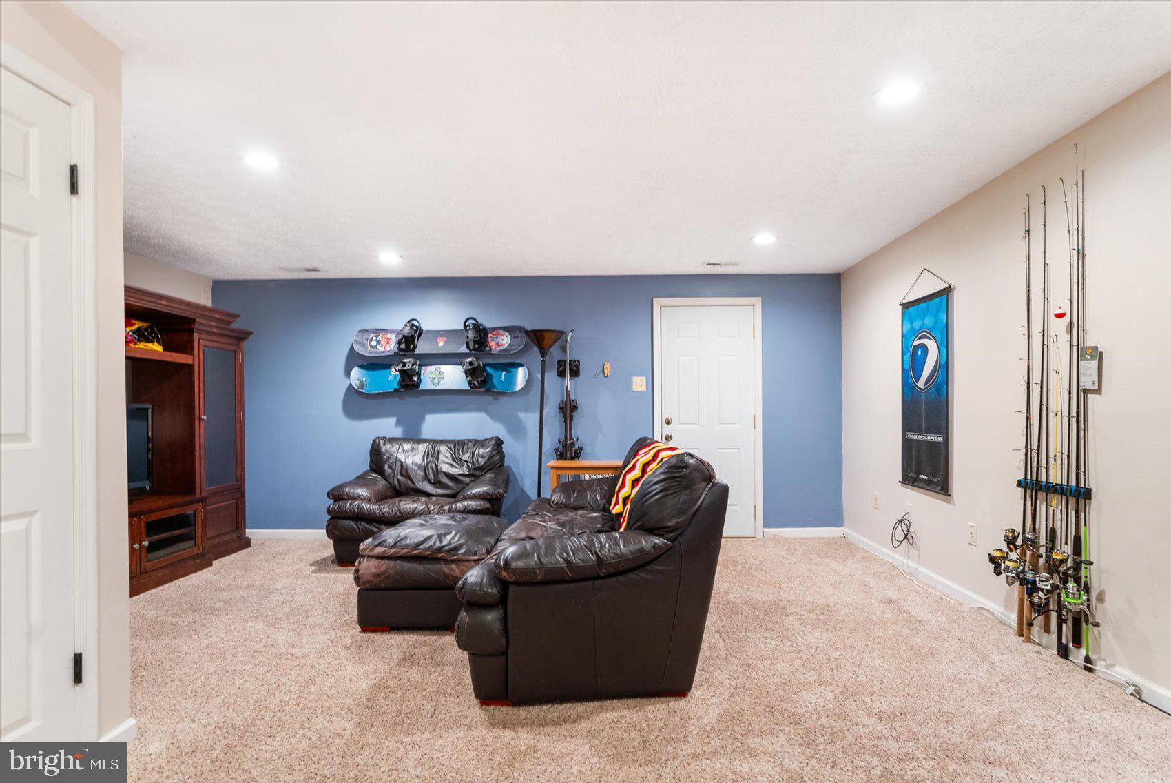 3702 Foxford Stream Rd