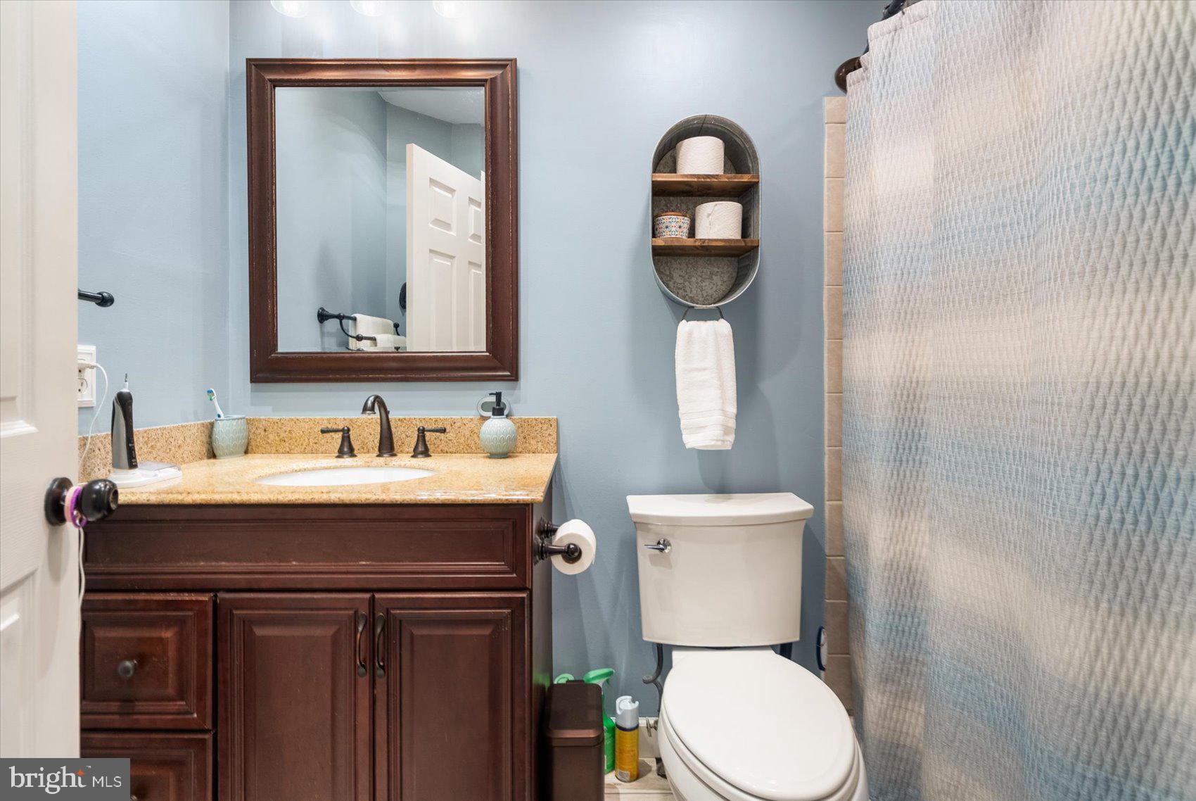 3702 Foxford Stream Rd