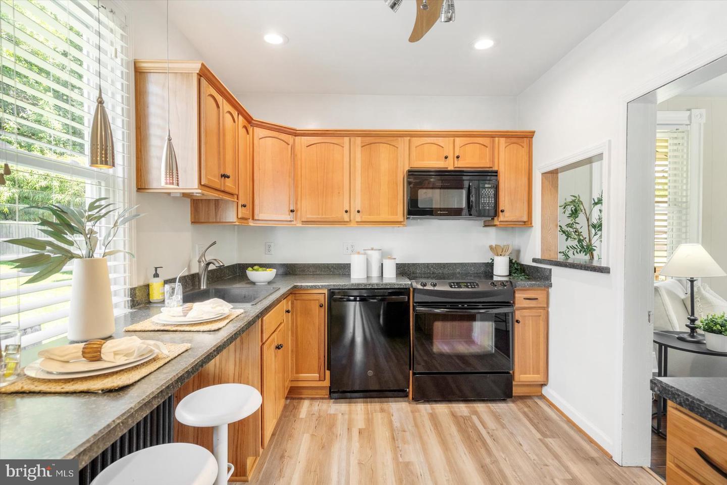 19 Delrey Ave