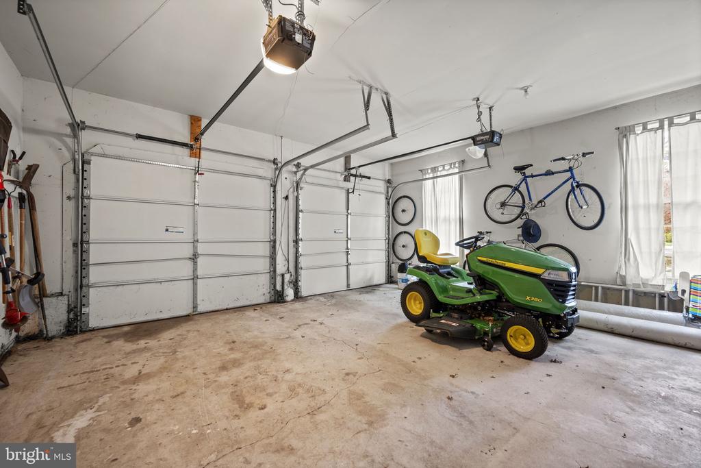15929 YORK ROAD