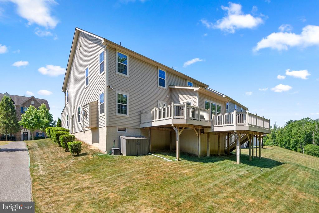 5340 Blue Crab Ln