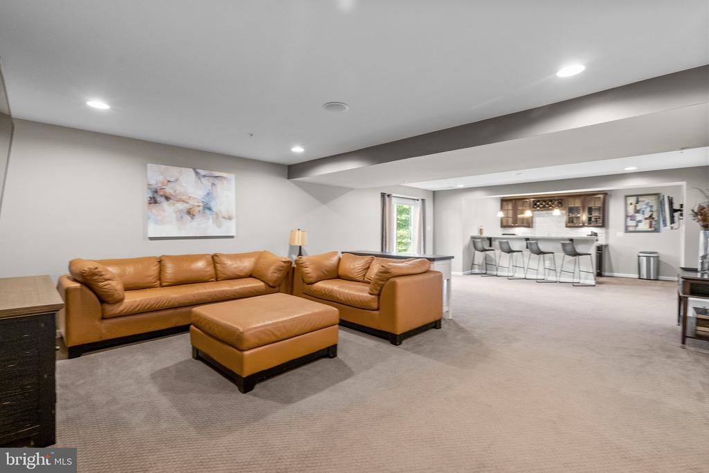 5340 Blue Crab Ln