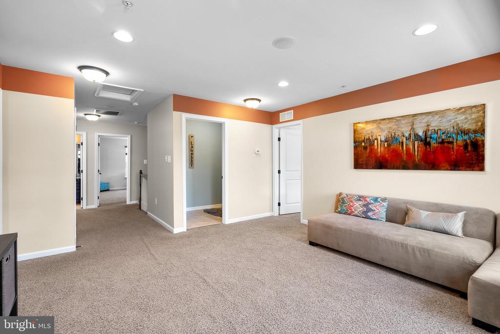 5340 Blue Crab Ln