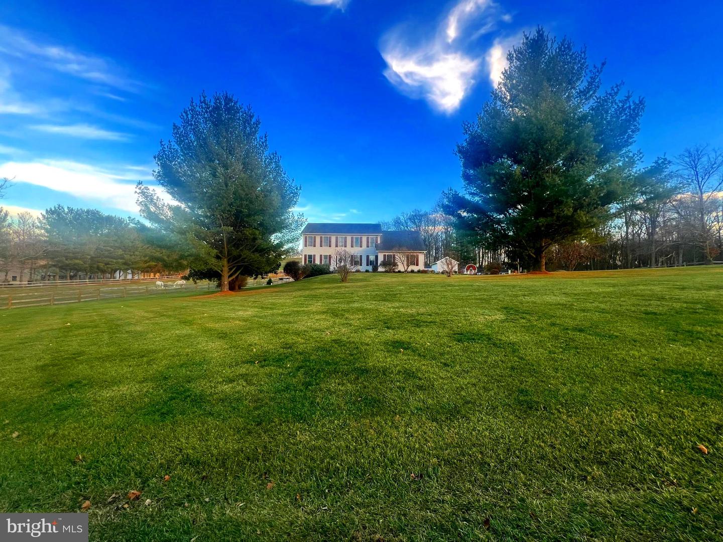2305 Leeward Dr