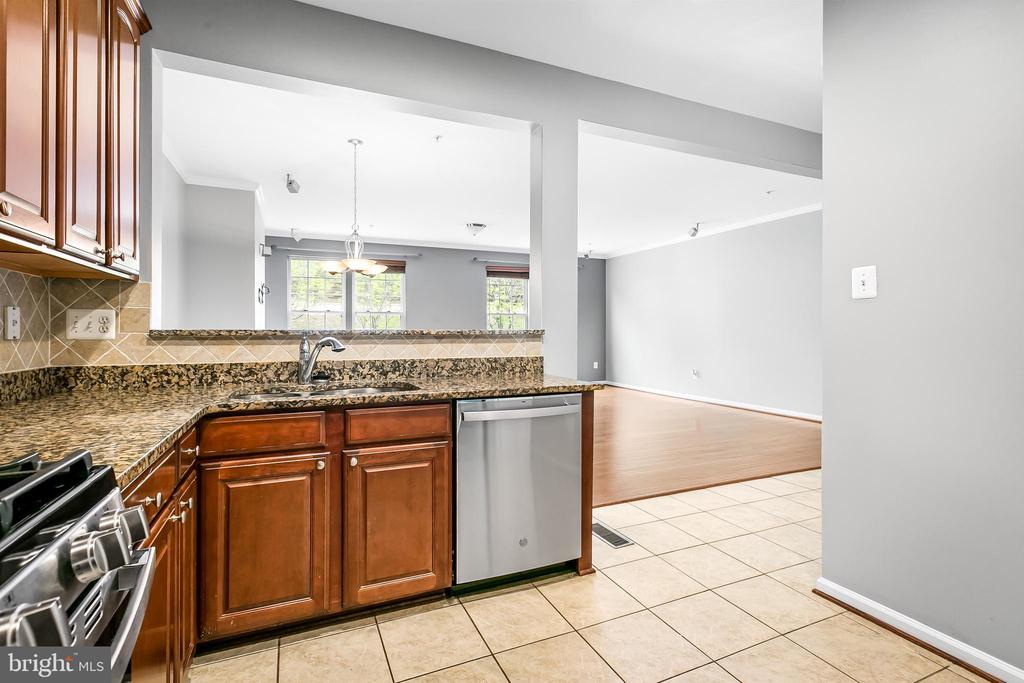 7177 WATER OAK RD #235