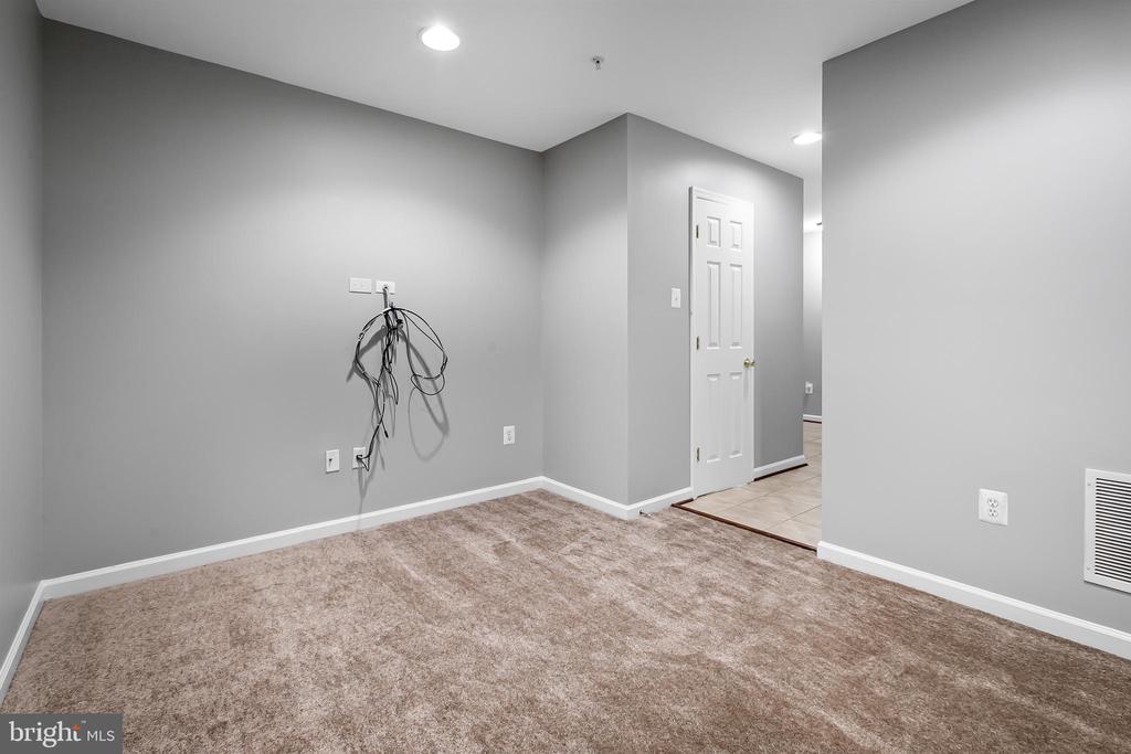7177 WATER OAK RD #235