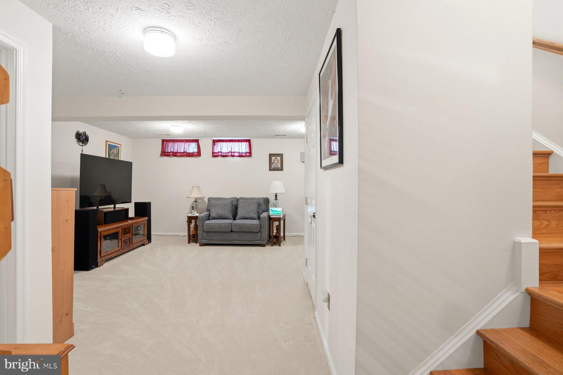 8016 BRIGHTLIGHT PLACE