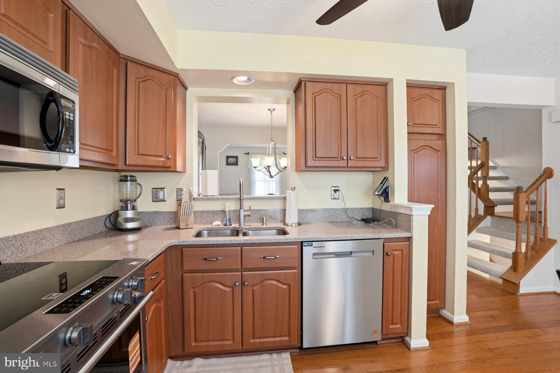 8016 BRIGHTLIGHT PLACE