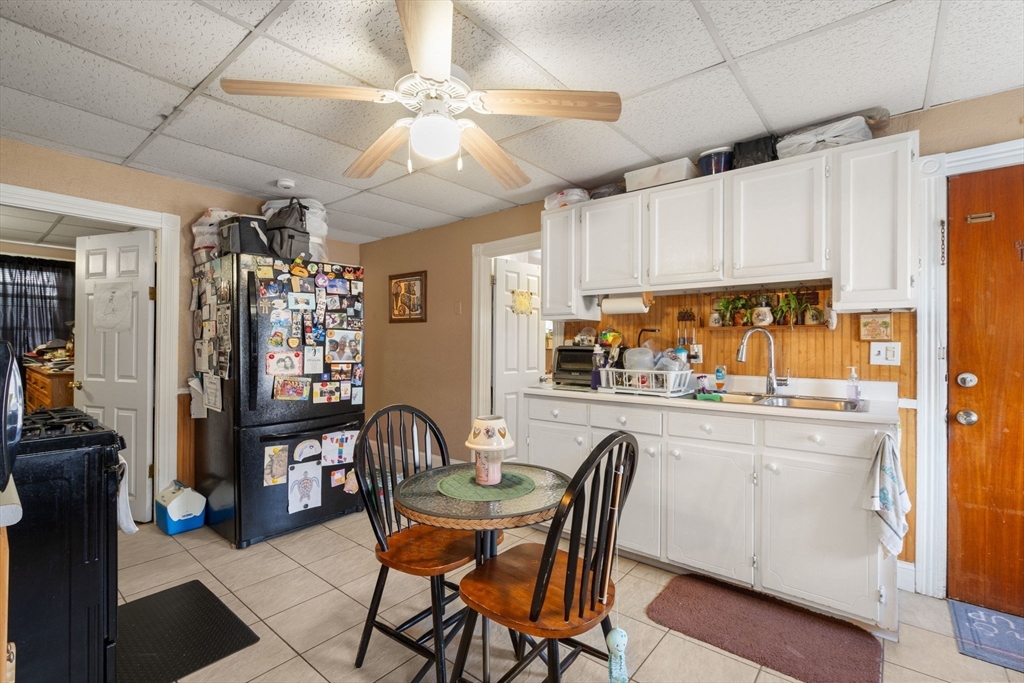172 Earle St