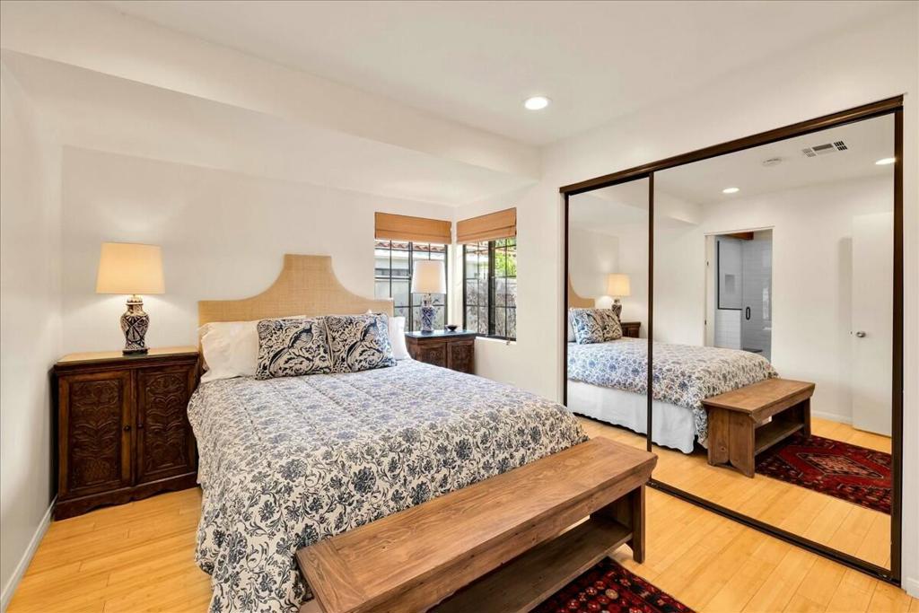 1424 S San Joaquin Drive