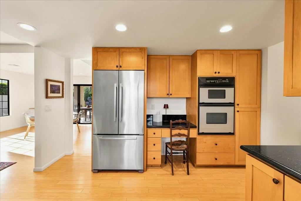 1424 S San Joaquin Drive