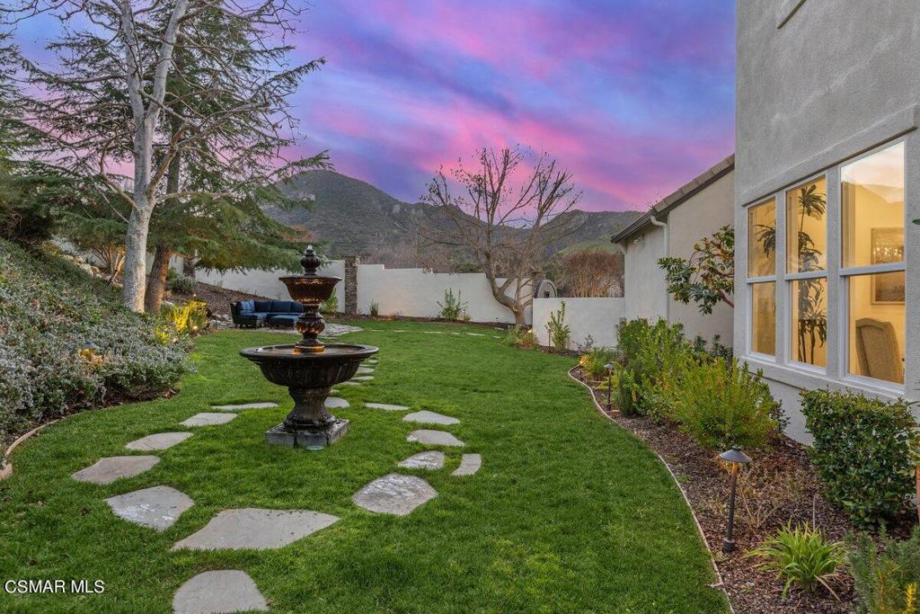 1561 Sycamore Canyon Drive