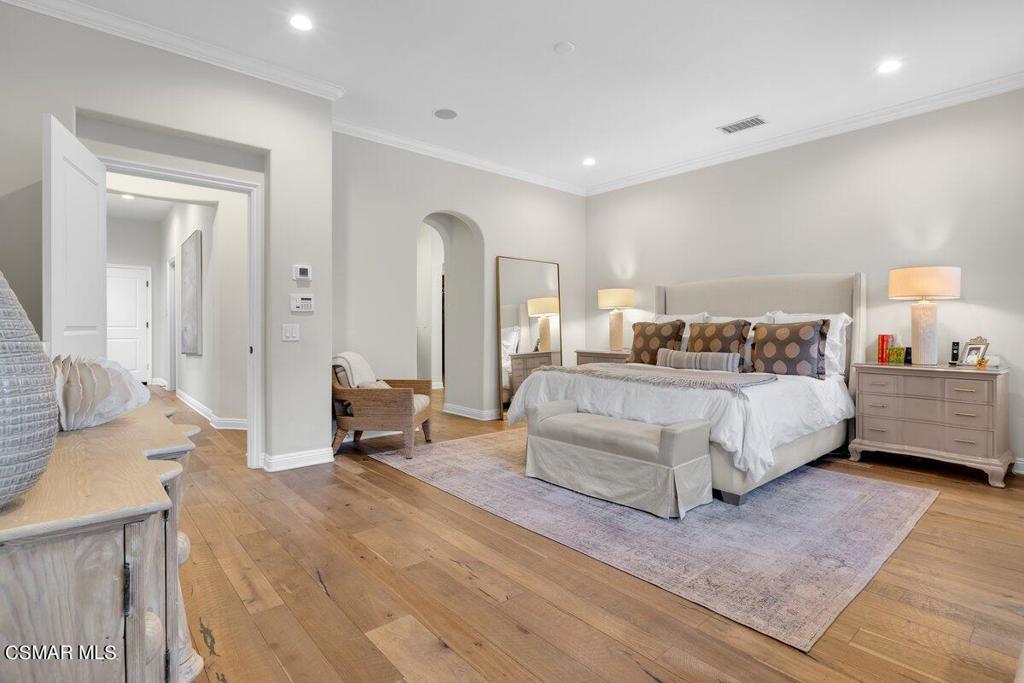 1561 Sycamore Canyon Drive