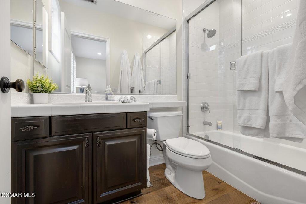 1561 Sycamore Canyon Drive