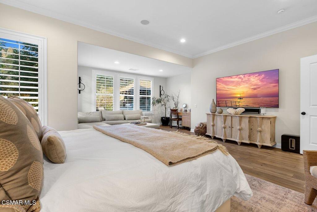 1561 Sycamore Canyon Drive