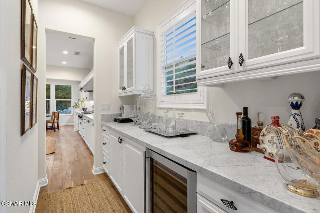 1561 Sycamore Canyon Drive