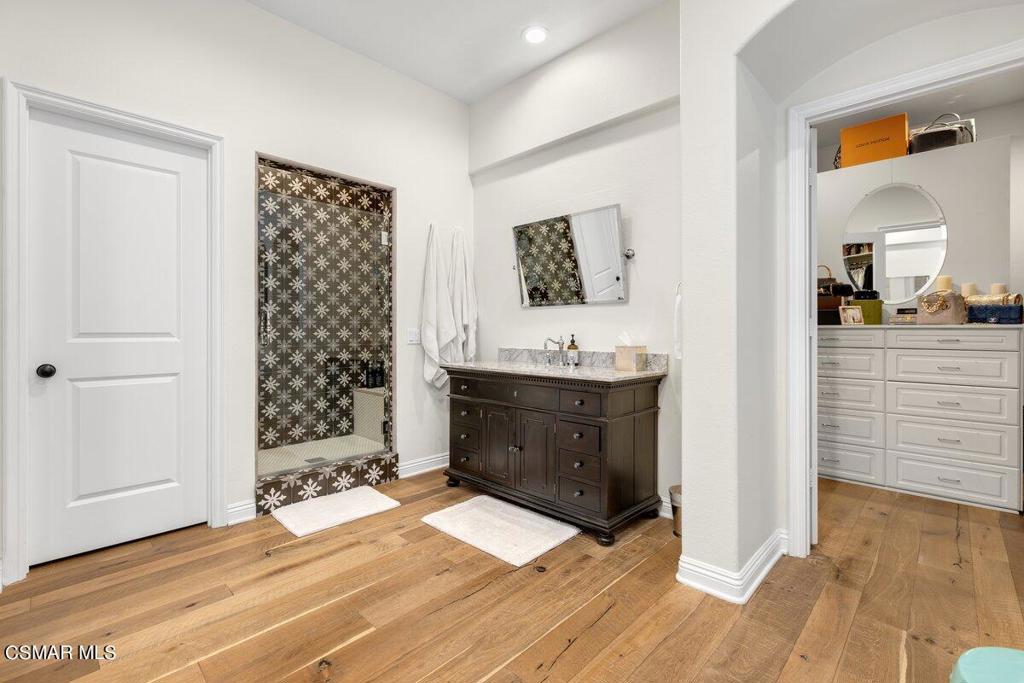 1561 Sycamore Canyon Drive