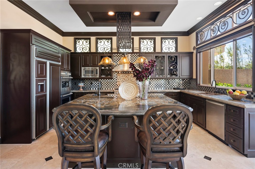 35 Silver Pine Drive