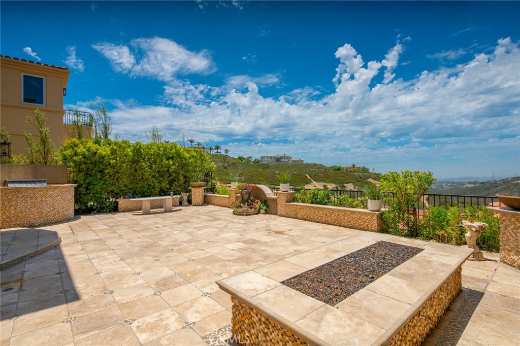 35 Silver Pine Drive