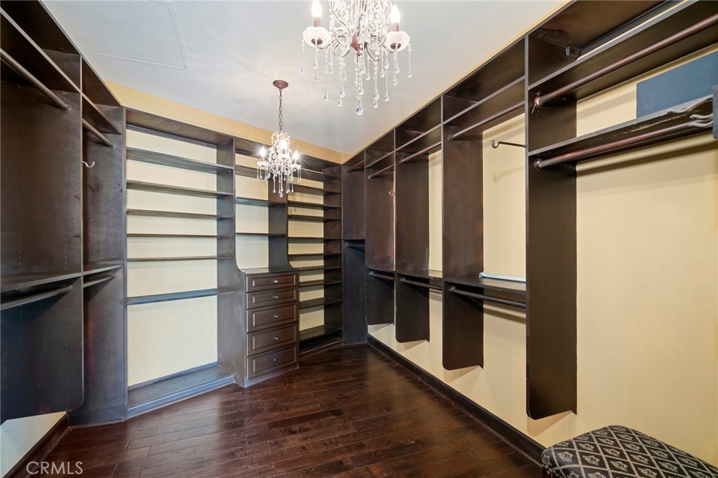 35 Silver Pine Drive